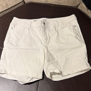 a.n.a Women's White Jean Shorts